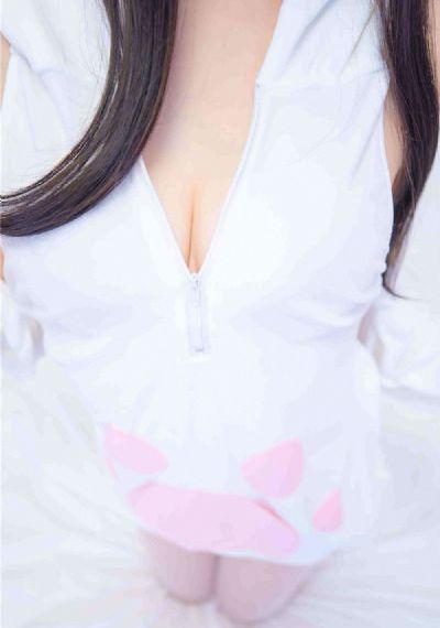 女邻居丰满奶水hd