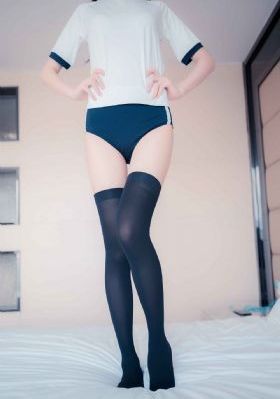 新任女教师在线