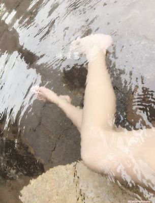 动漫裸体小男生被绑玩j网站