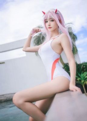 学院侵触